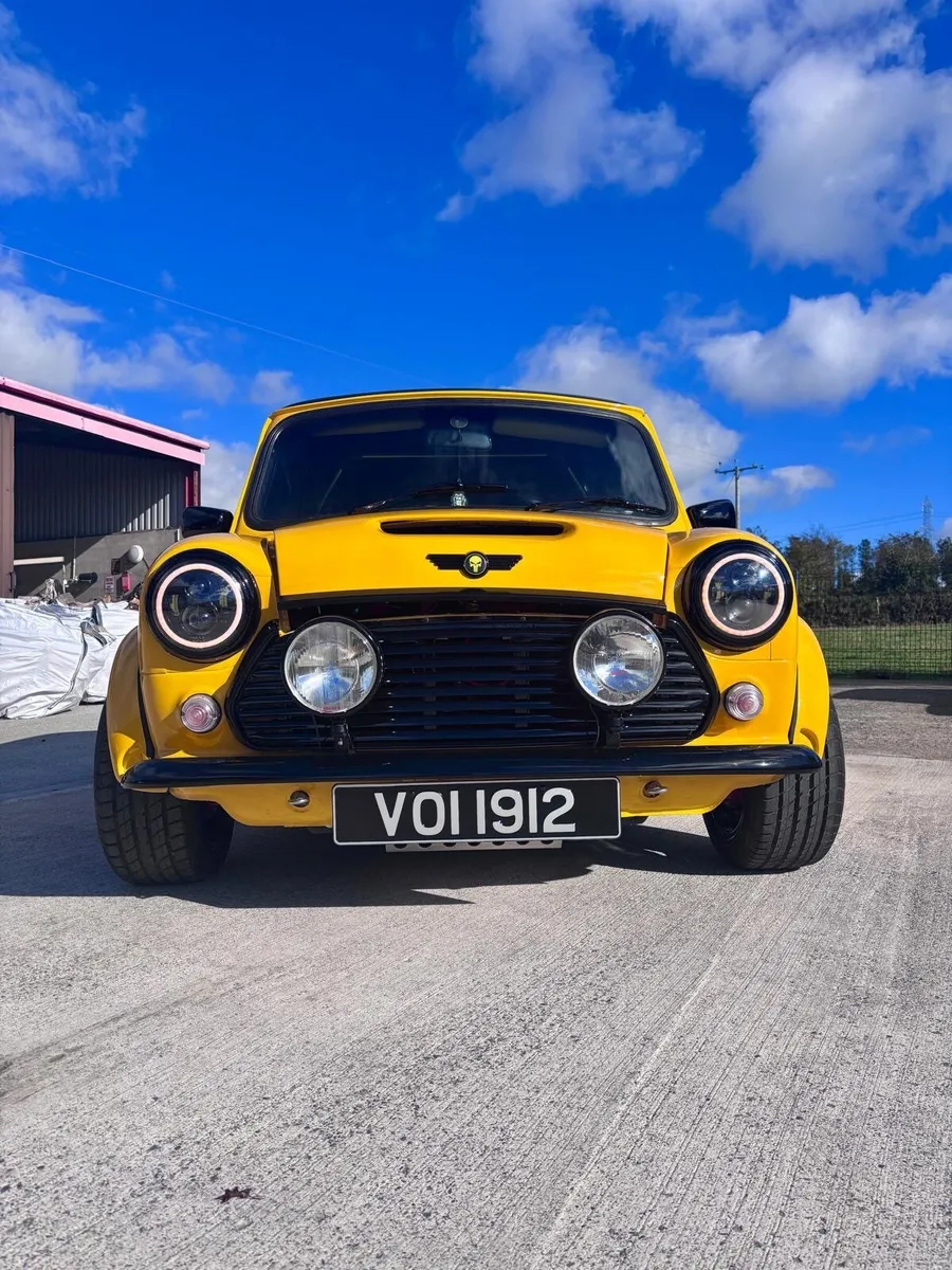 Austin Mini 1980 - Image 1