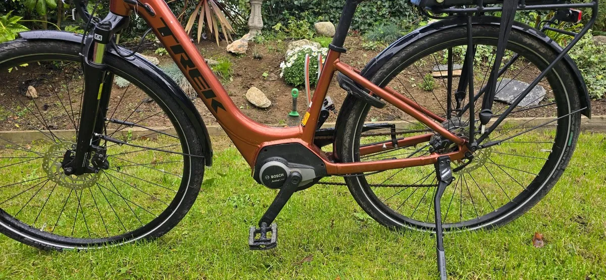 Trek Verve + Low Step Electric Hybrid Bike x 2 - Image 2