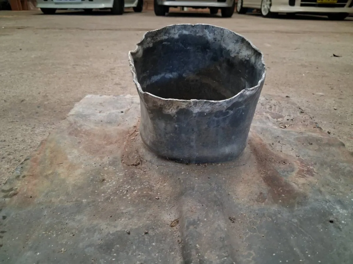 Chimney lead flashing - Image 4