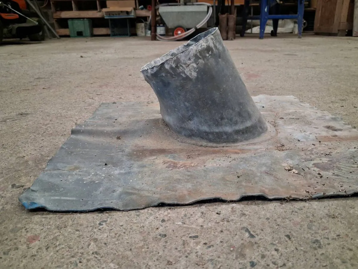 Chimney lead flashing - Image 3