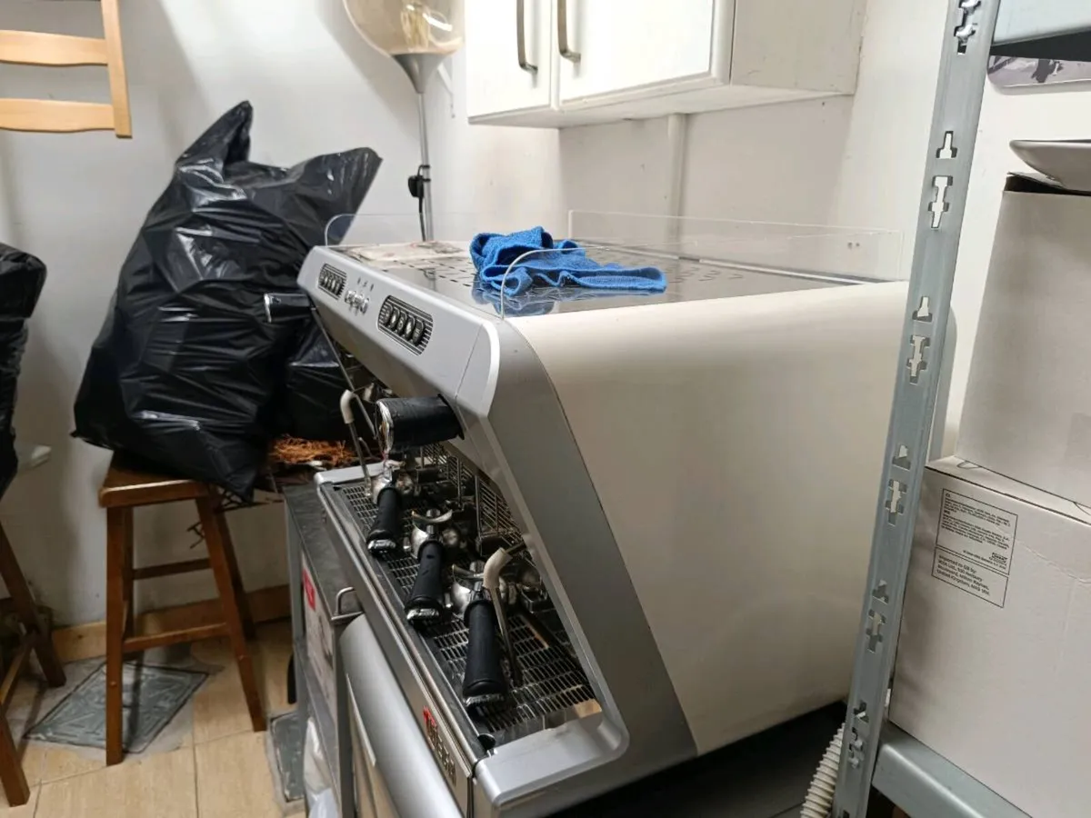 Wega coffee machine - Image 2