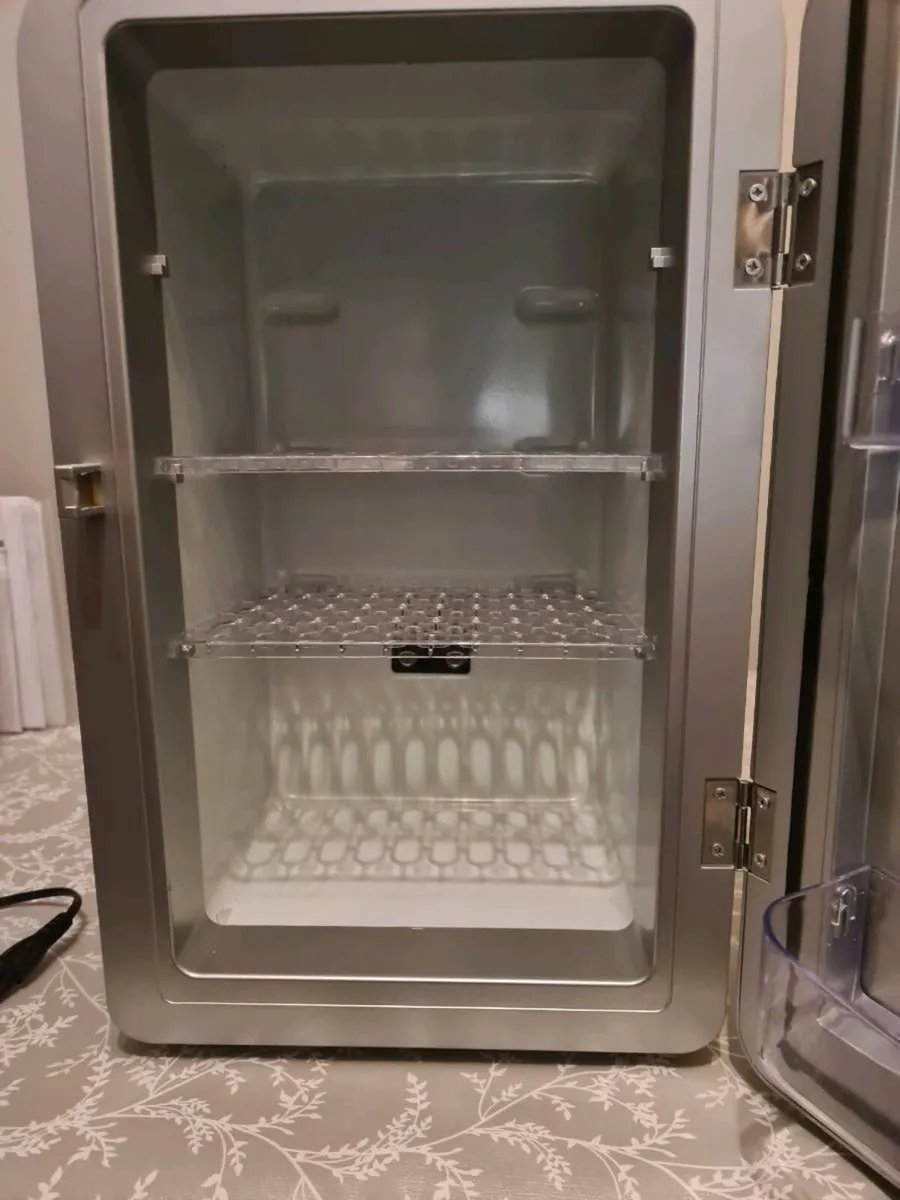 Chili mini fridge - Image 2
