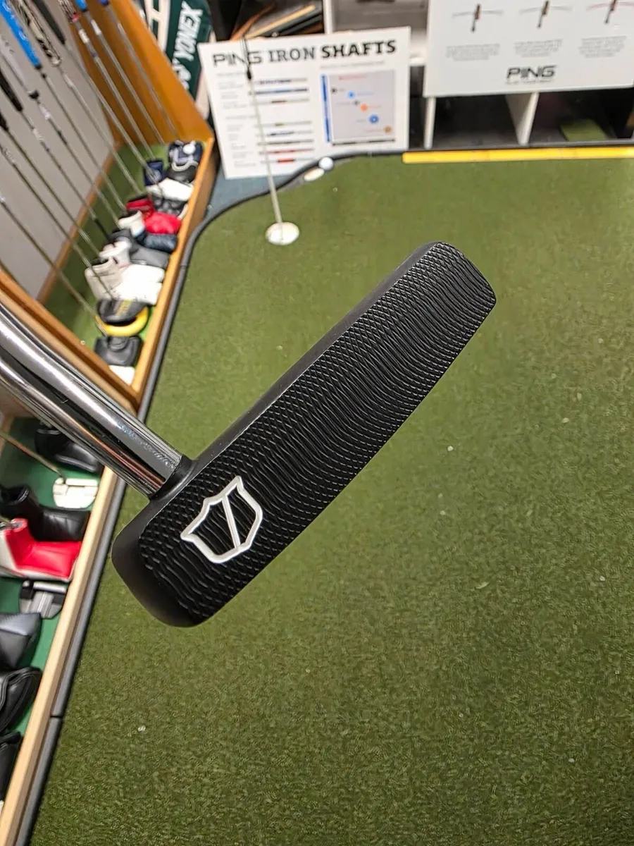 Left Hand Wilson Infinite Bucktown Putter - Image 3