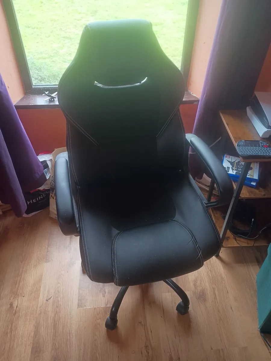 Gaming / Home Office Desk & Chair Bundle - Image 4