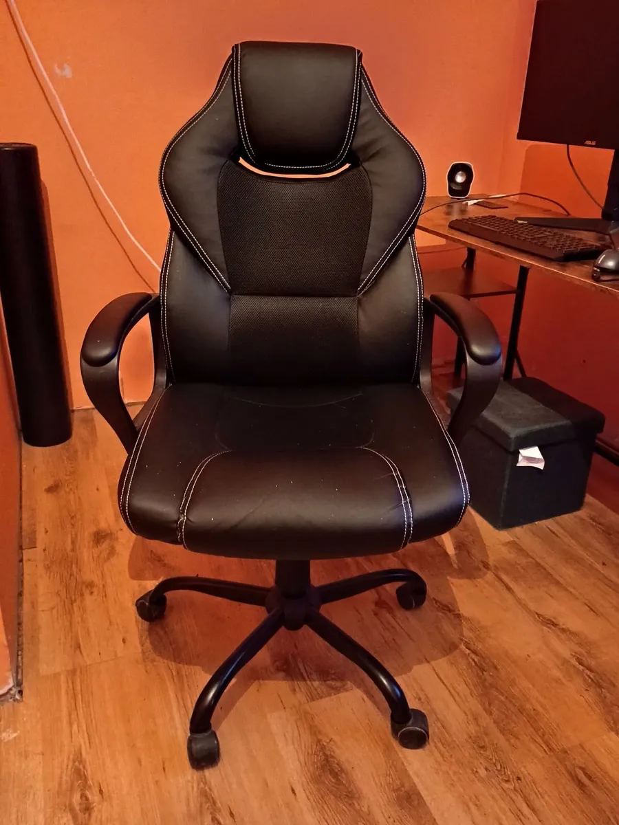 Gaming / Home Office Desk & Chair Bundle - Image 2