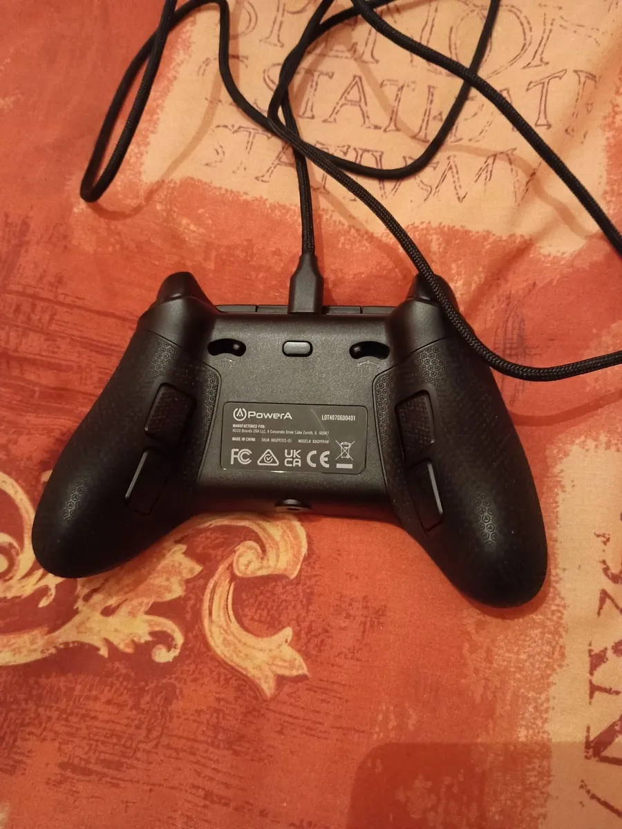 PowerA FUSION Pro 4 Wired Xbox Controller - Image 2