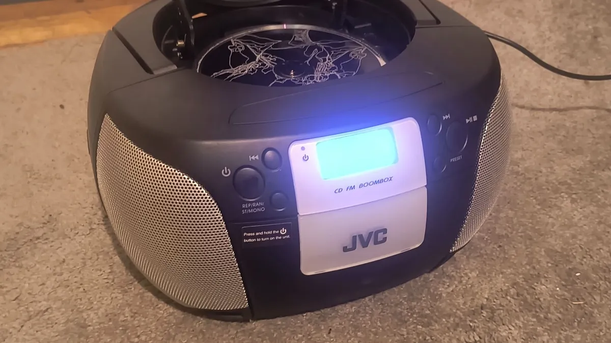 Compact CD FM boombox JVC RD-D220B. - Image 1