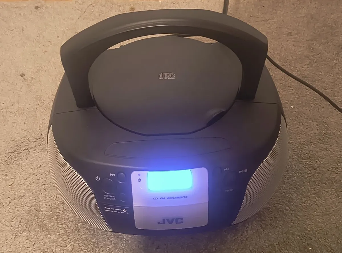 Compact CD FM boombox JVC RD-D220B. - Image 2