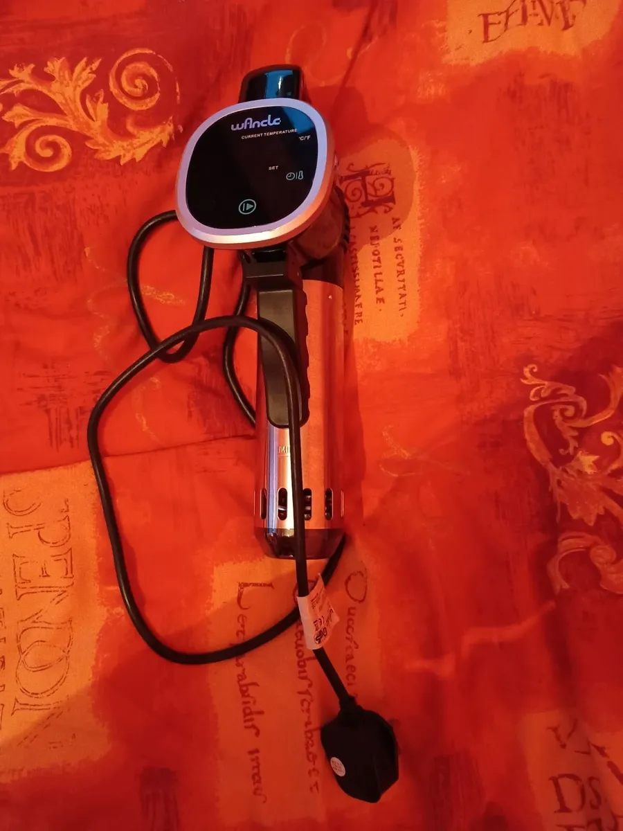 Sous Vide & Vacuum Sealer Bundle - Image 2