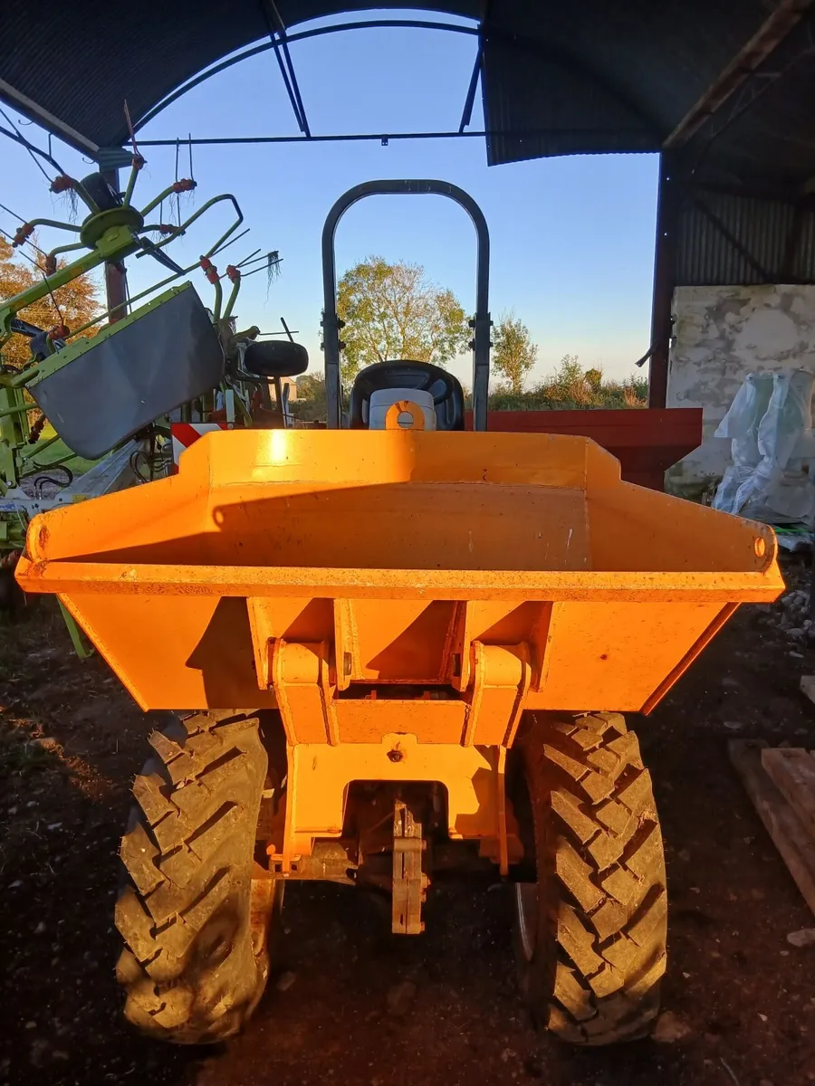 1 ton dumper, lightly used. €6,000 incl. Vat - Image 2