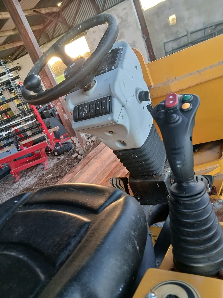 1 ton dumper, lightly used. €6,000 incl. Vat - Image 3