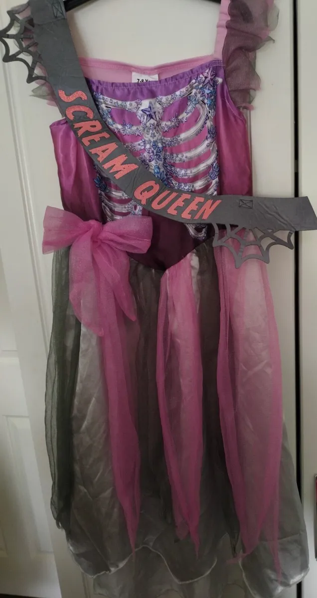 Girls Zombie Prom Queen Costume aged 7-8 - Image 1