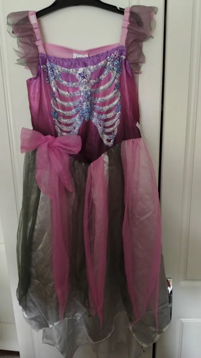 Girls Zombie Prom Queen Costume aged 7-8 - Image 3