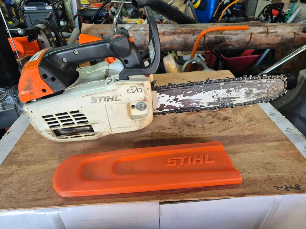 Stihl MS201T Top Handle Chainsaw - Image 3