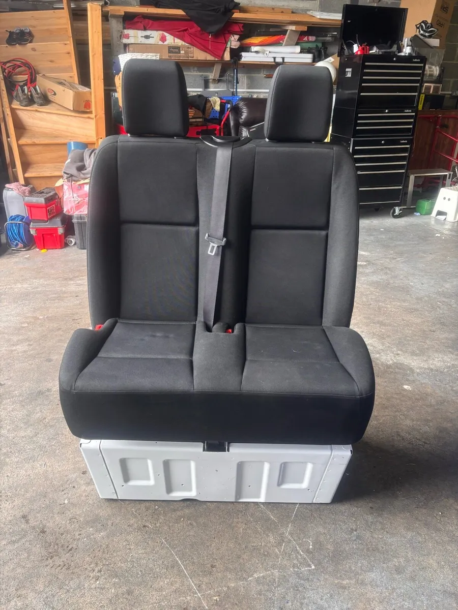 Mercedes sprinter double passenger seat