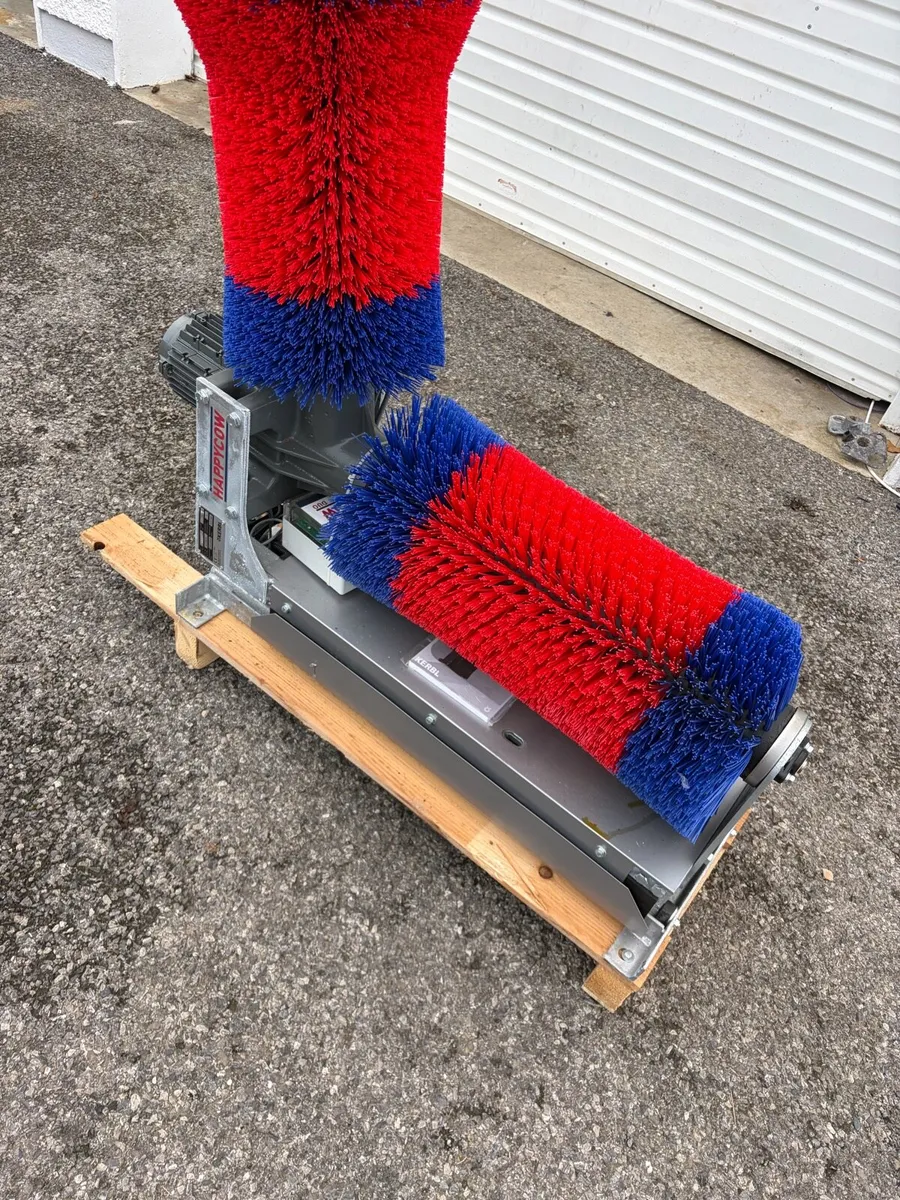 Cow Brush - Image 1