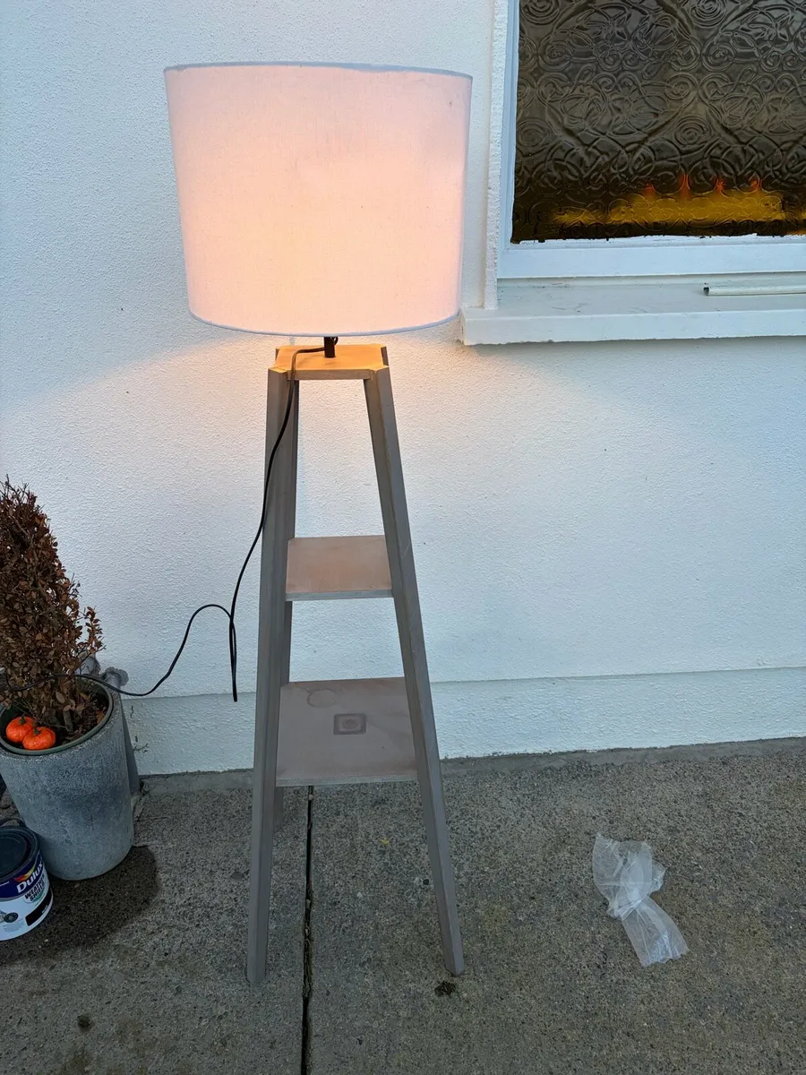 Next lamp - Image 2