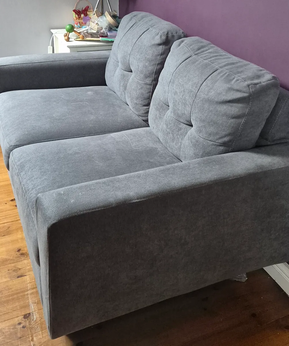 Grey 2 seater sofa - Image 4