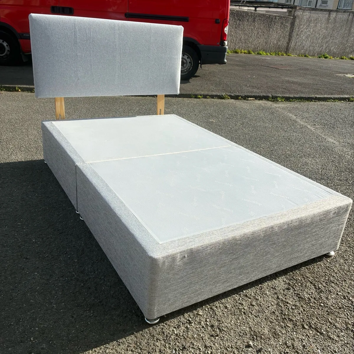 Lovely Grey 4ft Small Double Bed - Image 3