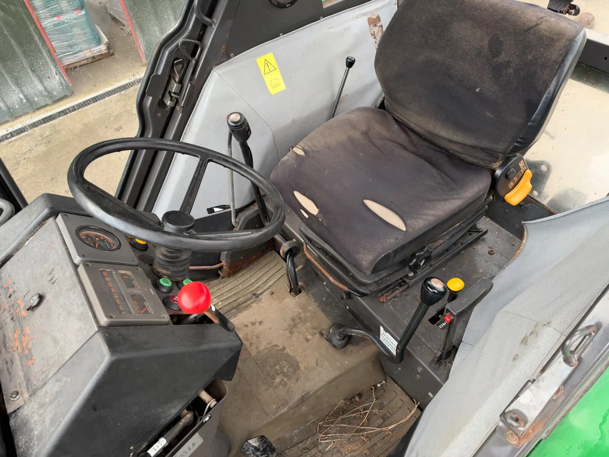 1996 John Deere 3200 2wd - Image 3
