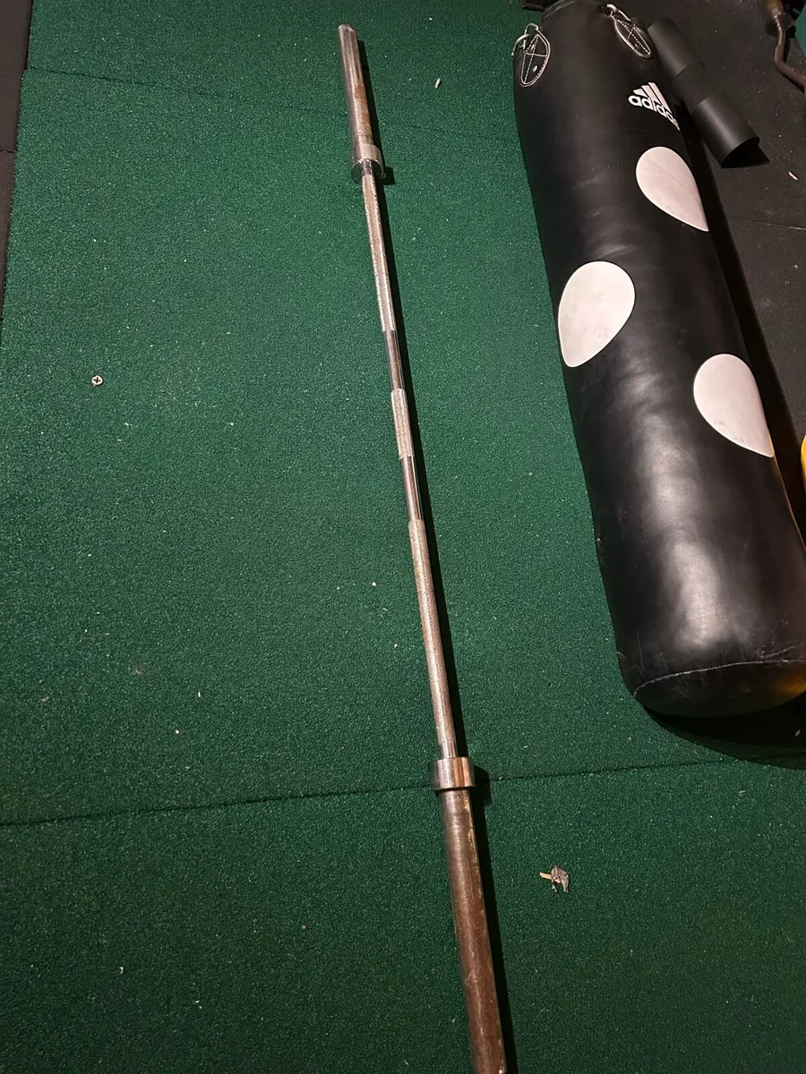 7ft Olympic barbell - Image 1