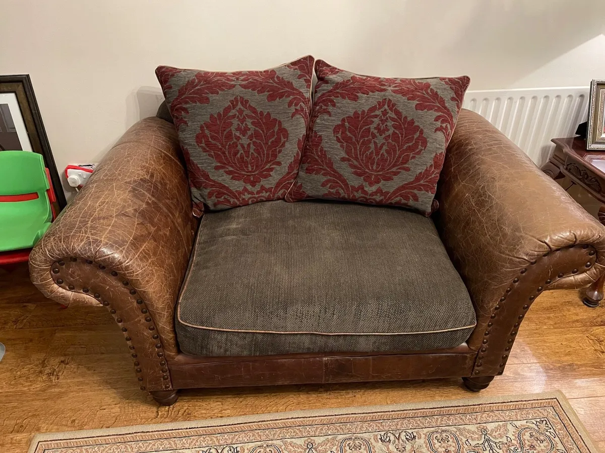 Armchair - Image 2