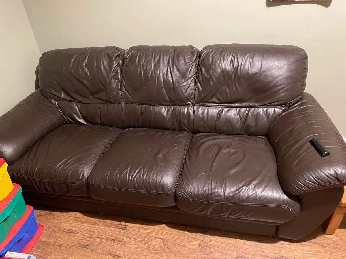 3 seater couch x 2 - Image 3