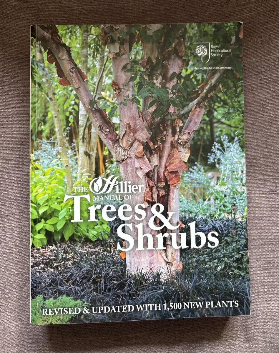 RHS The Hillier Manual of Trees & Shrubs - Image 1