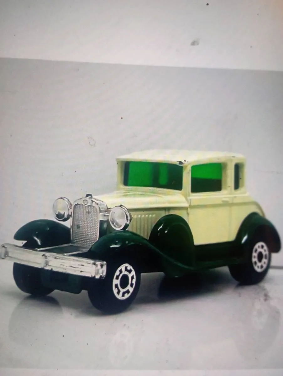 LESNEY  MATCHBOX  1979  SUPERFAST #73 FORD MODLE' - Image 2