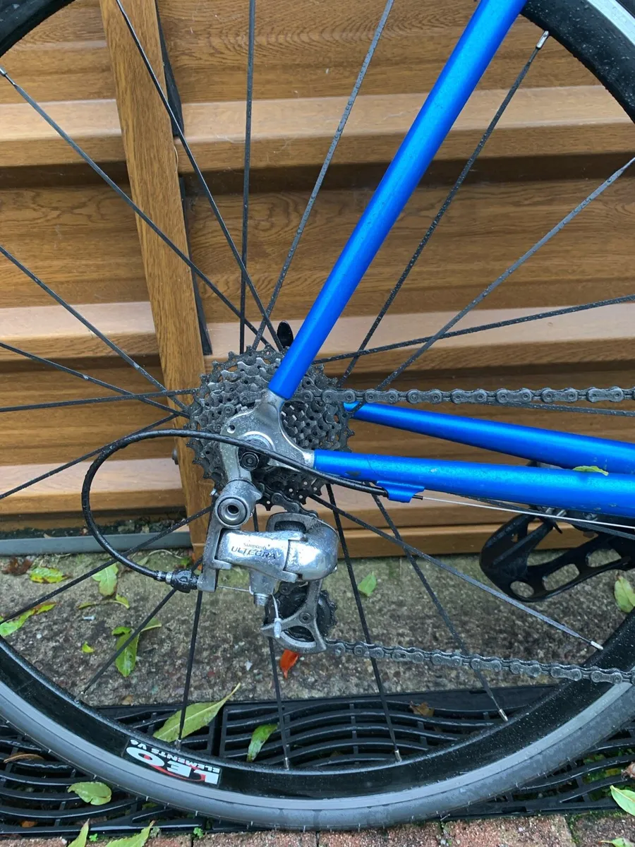Trek 5000 Carbon Road Bike - Image 4