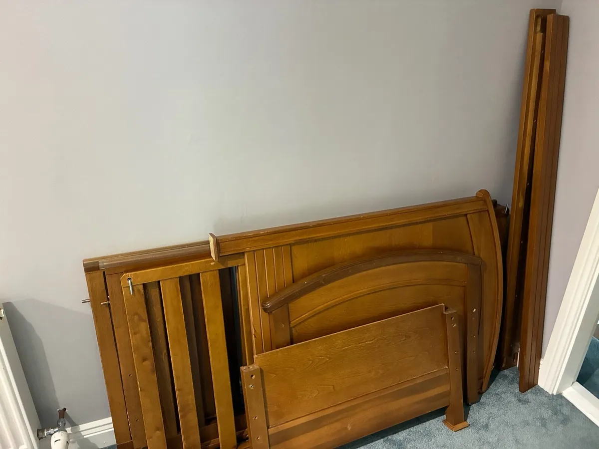Mamas & Papas solid wood Cot / Toddler Bed - Image 4