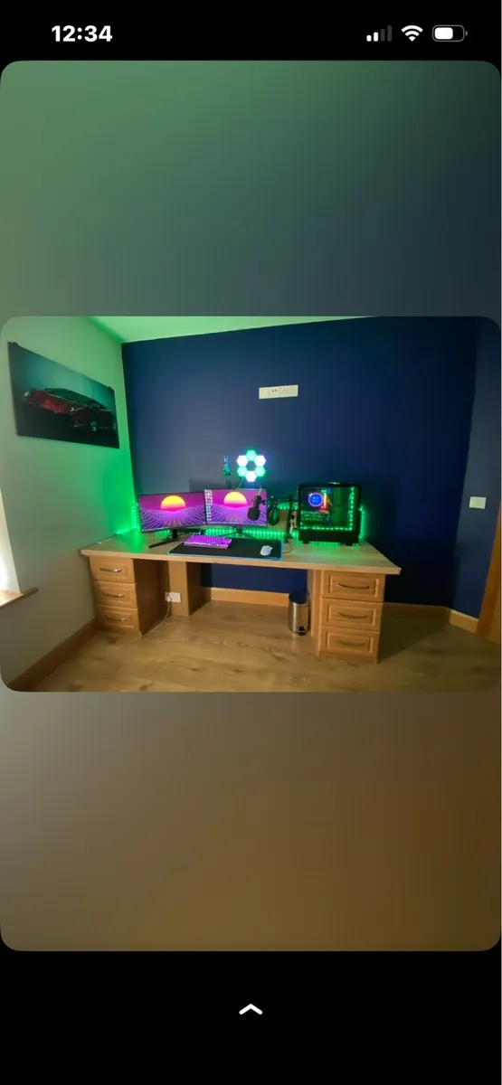 Computer table