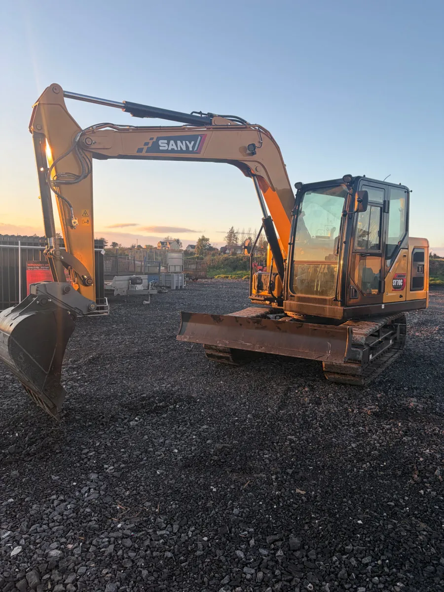 Unused Sany Sy70C 7tonne digger for salex - Image 1