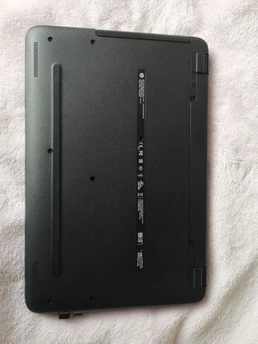 HP Laptop good condition - Image 2