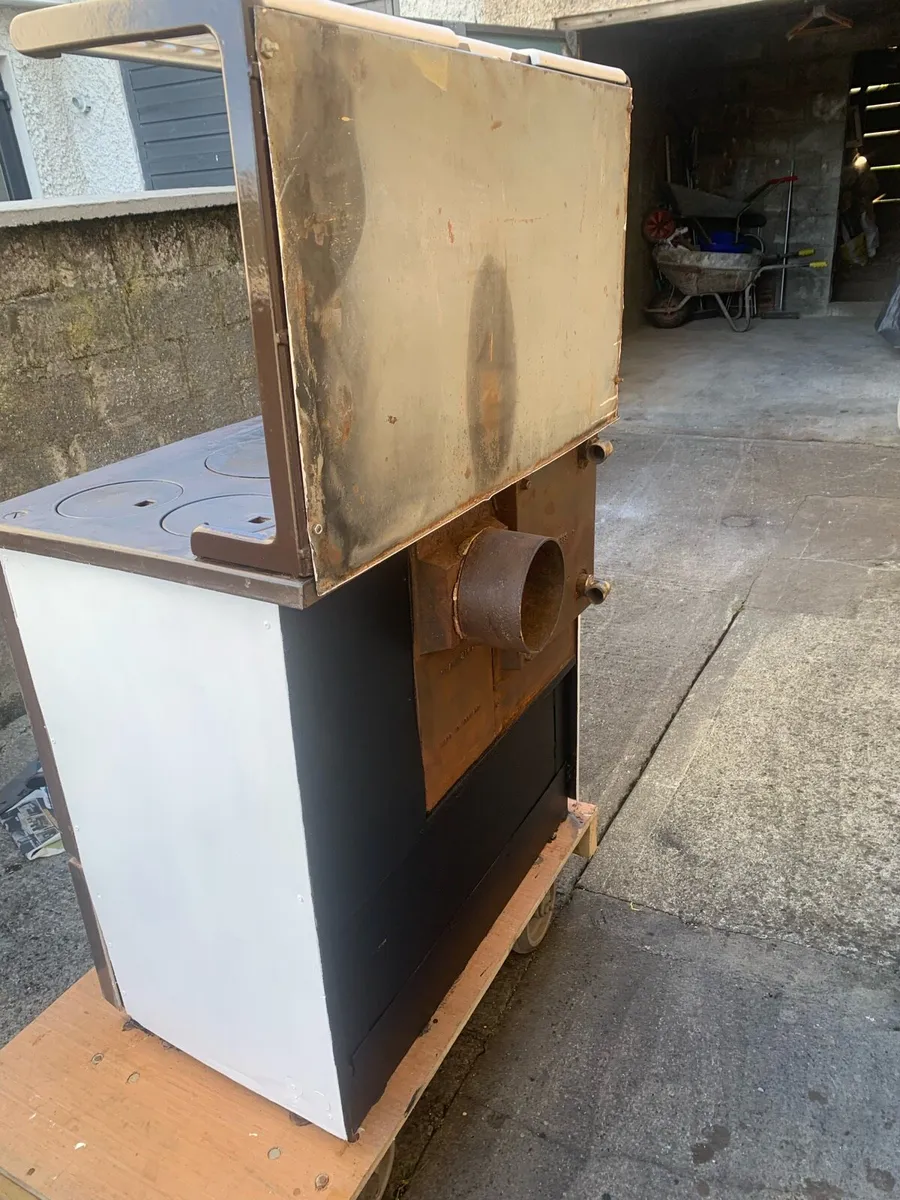 Stanley super solid fuel cooker with new boiler - Image 3