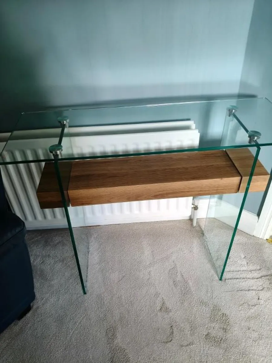 Console Table - Image 1