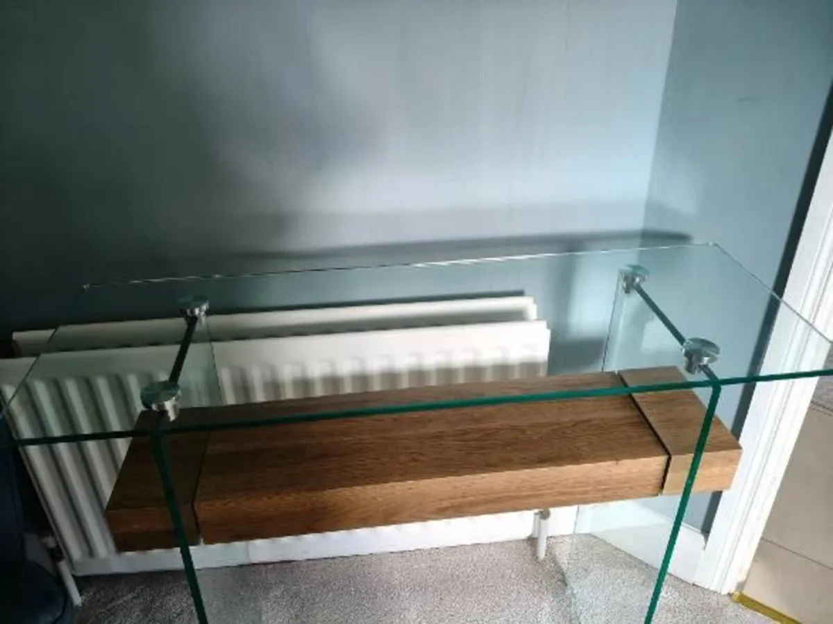Console Table - Image 2
