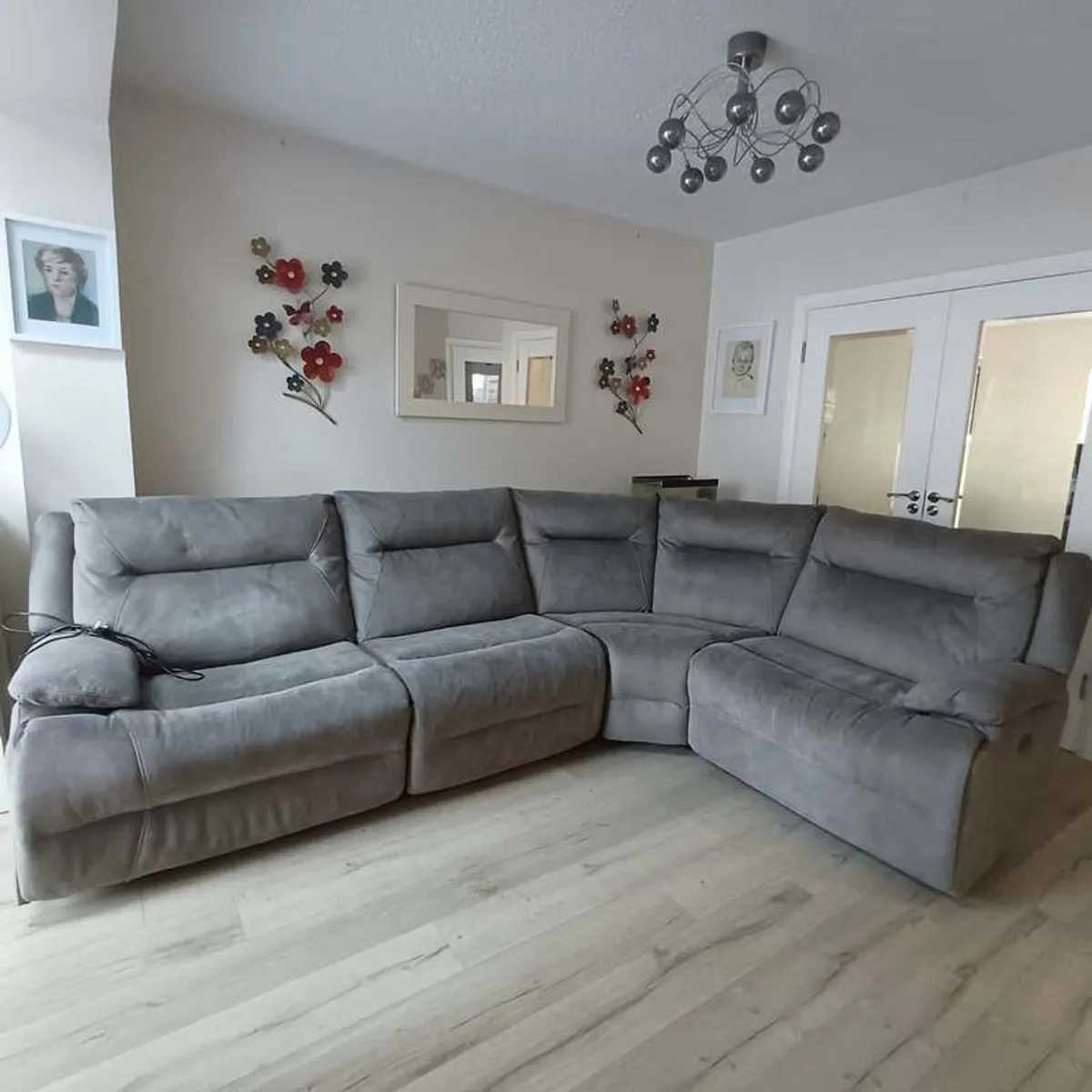 Electric Recliner Corner Sofa - Image 2