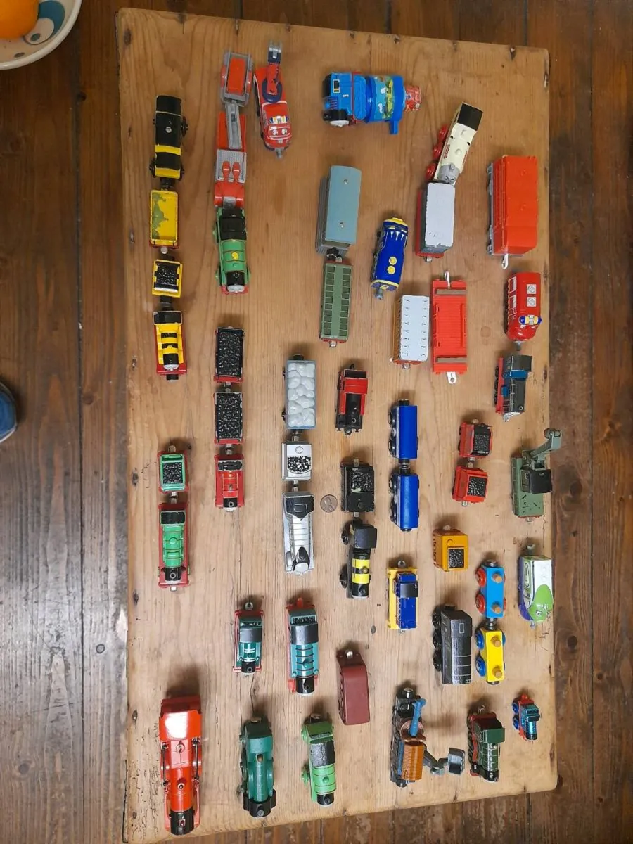 Thomas the tank engine - Image 2