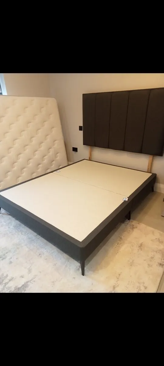 5ft king bed base with headboard. No mattress.