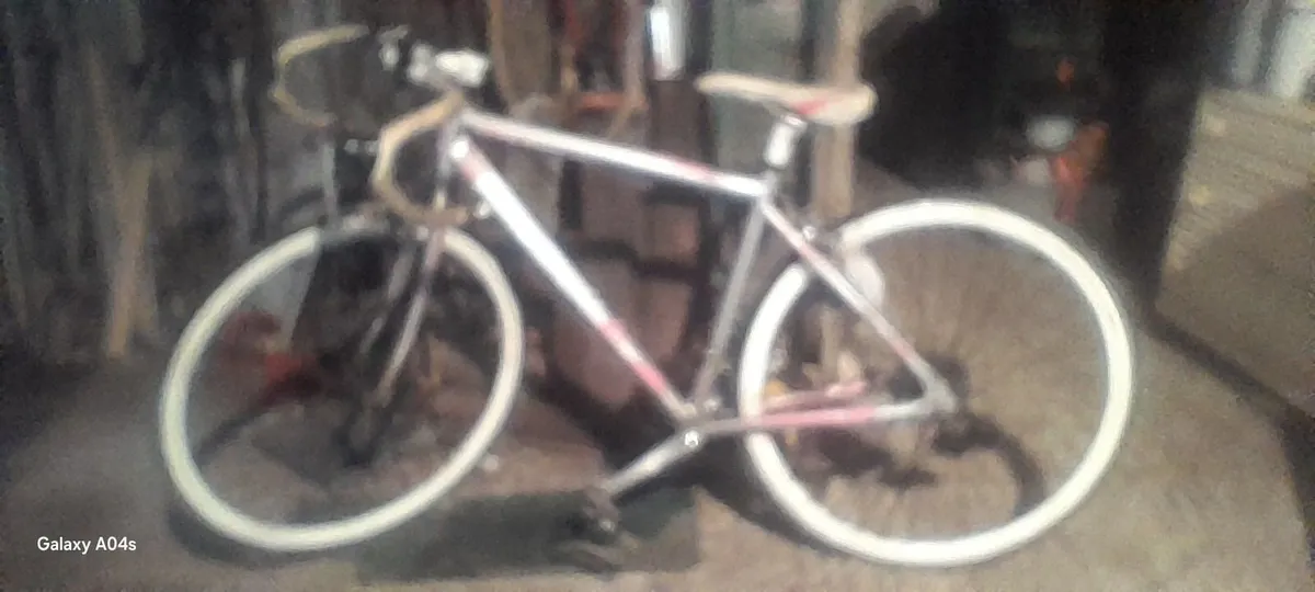 Racing bike - Image 4