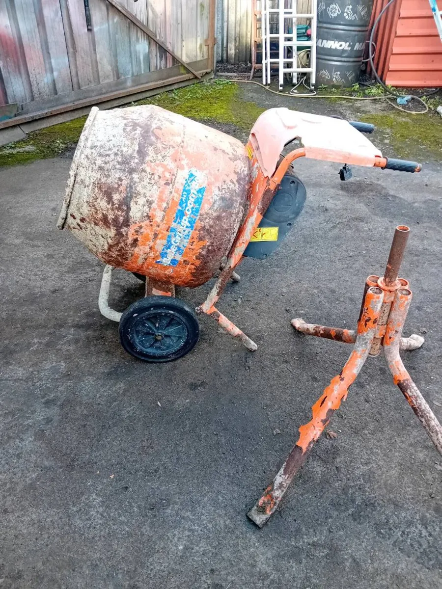 Bell Electric Cement Mixer - Image 1