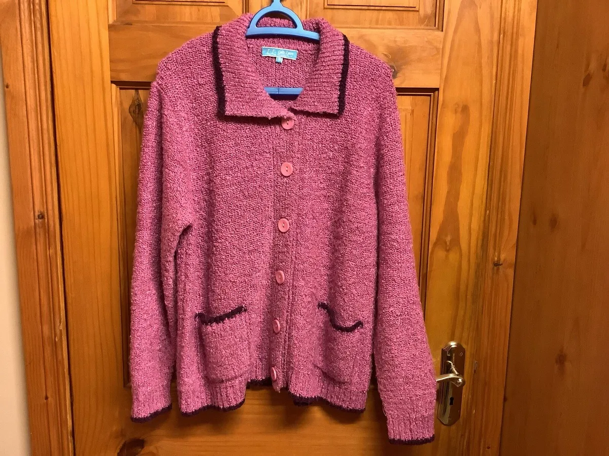 Cardigan size 18 - Image 1