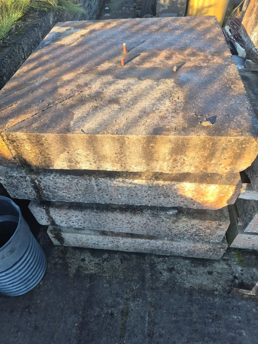 Concrete bases - Image 1