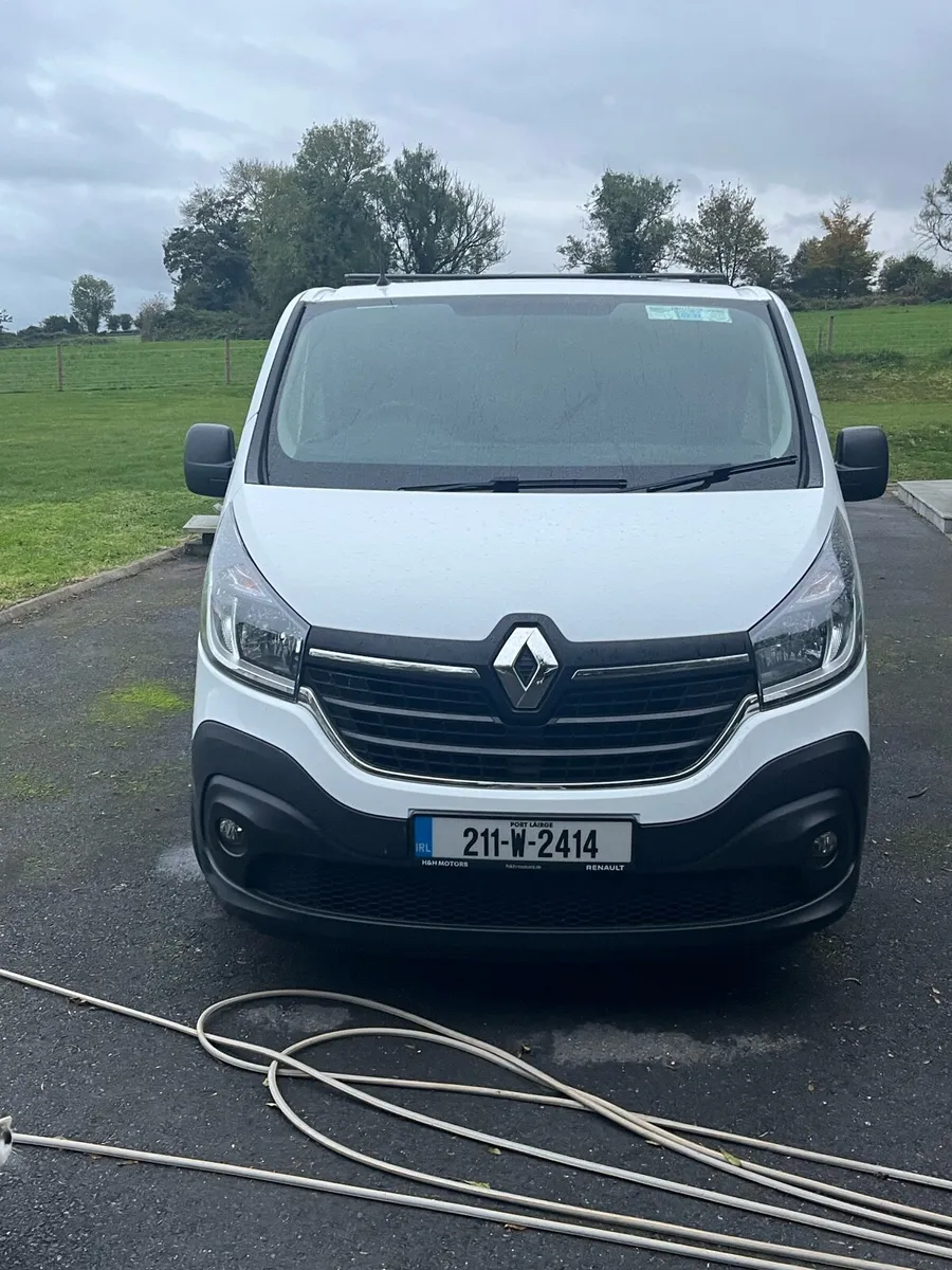 Renault traffic - Image 1