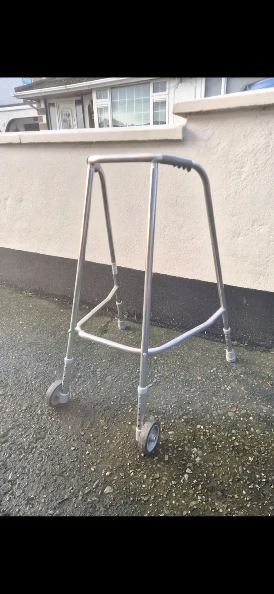 Mobility walker - Image 3