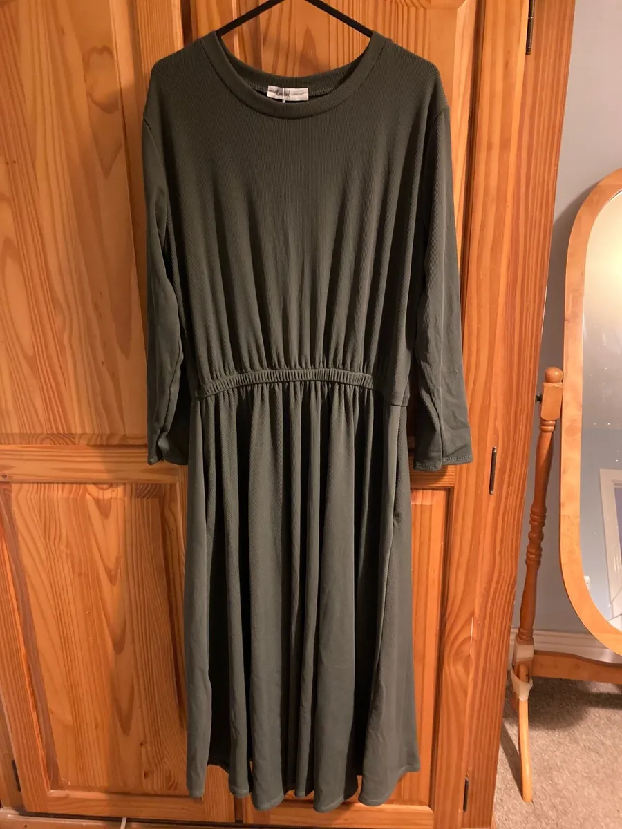 Dress - Image 2