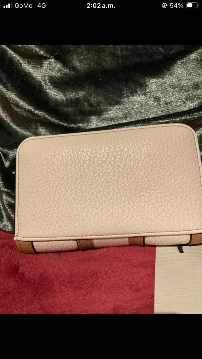 River Island purse - Image 2