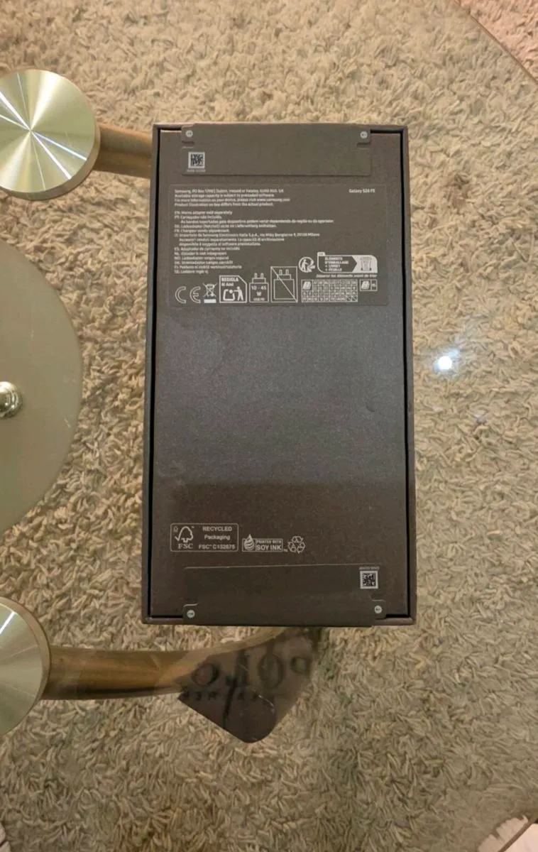 Samsung Galaxy S26 FE 128GB IRISH - Image 2