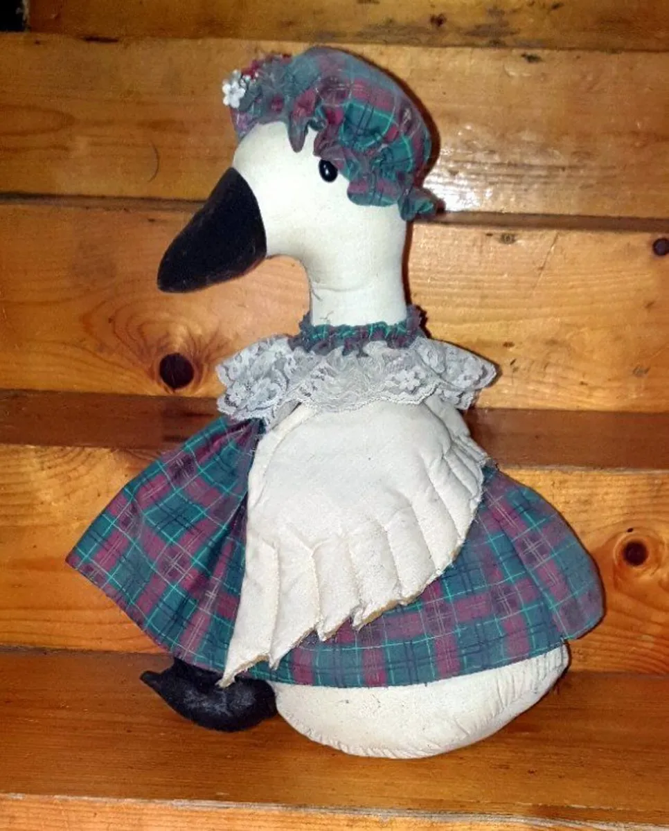 Pristine Vintage Harrods Fabric Goose Doorstop - Image 1